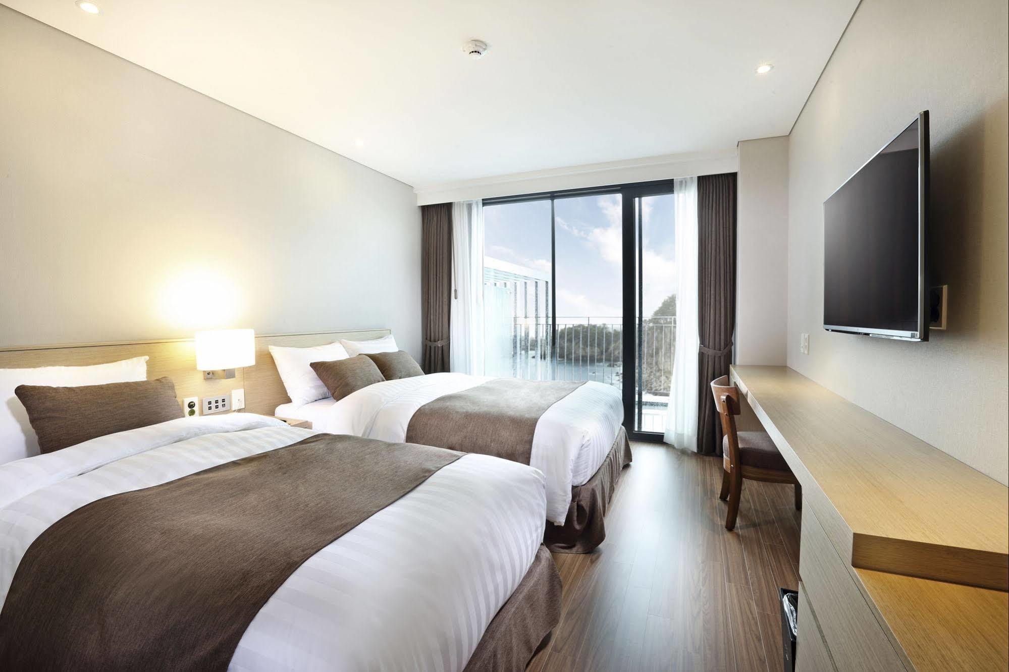 סאוגוויפו Hotel Fine מראה חיצוני תמונה